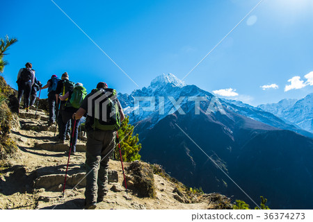 Tamselk and the Everest Highway 36374273