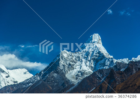 阿瑪達布拉姆 36374286