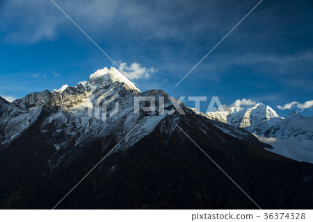 Mount Everest 36374328