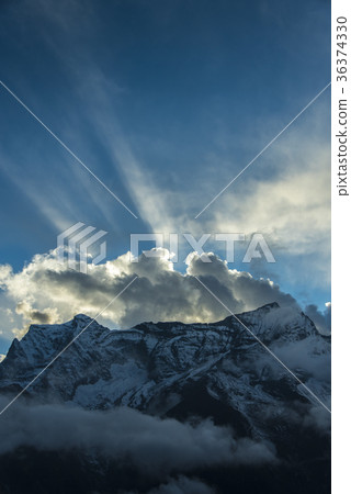 Condéri發出的光 Condéri發出的光 36374330