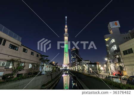 Tokyo Sky Tree lit up 36376482