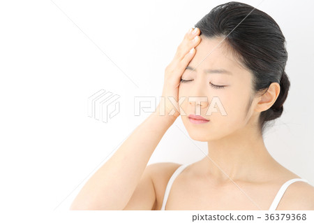 Young woman Young woman 36379368