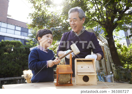 Grandfather, grandson, new house, making Grandfather, grandson, new house, making 36380727