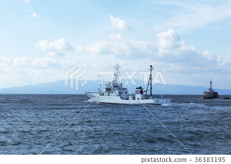 海洋研究船是 36383195