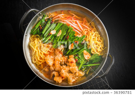 Pudechige韓國火鍋食品Budaejjigae韓國料理 36390781