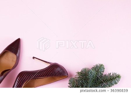 Hight heel shoes for Christmas party Hight heel shoes for Christmas party 36390839