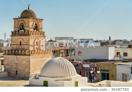 View of El Jem city from the Roman amphitheater 36397793