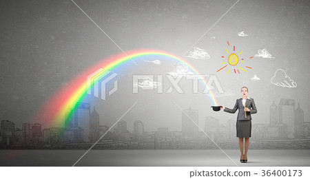 Woman magician with bowler hat Woman magician with bowler hat 36400173