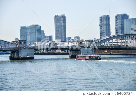 Kachidoki橋和遊船 36400724