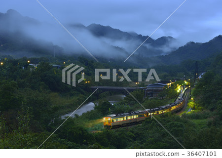 New Taipei City, Ruifang Town, Wangu Station, Chinese Taipei, Railway Station, Railway, Train, Stream, Water, Mountain, Tree, Grass, Fog New Taipei City, Ruifang Town, Wangu Station, Chinese Taipei, Railway Station, Railway, Train, Stream, Water, Mountain, Tree, Grass, Fog 36407101