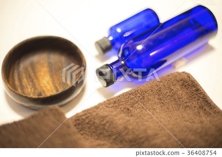 Oil massage image # 8 36408754