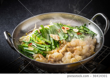 Hakata holding pot Motsunabe, or giblets cooked in a hot pot Hakata holding pot Motsunabe, or giblets cooked in a hot pot 36414301