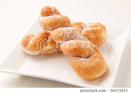 Twist donuts Twist donuts 36415651