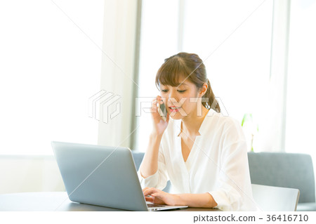 Female employee who uses PC PC business image Office lady 36416710
