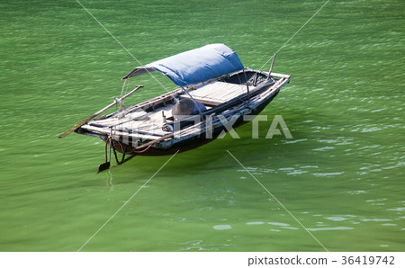 floating village near Cat Ba island 36419742
