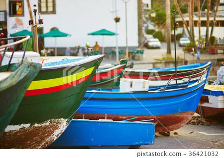 Fishing boats on beach in Madeira, Portugal Fishing boats on beach in Madeira, Portugal 36421032