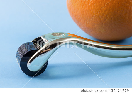 Dermaroller for medical micro needling therapy. Dermaroller for medical micro needling therapy. 36421779