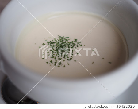 土豆冷湯 土豆冷湯 36422029
