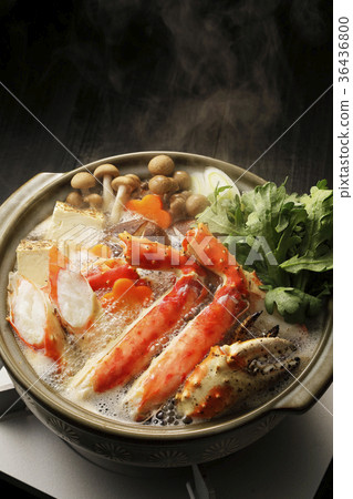 Crab hotpot 36436800