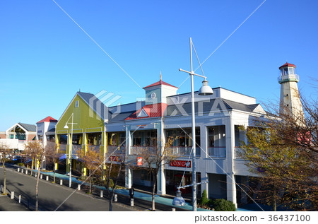 Yokohama Bayside Marina Mitsui Outlet Park Stock Photo