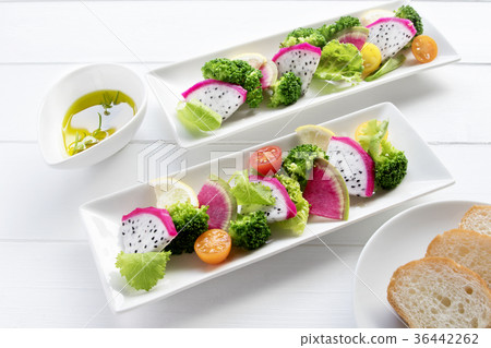 多彩的蔬菜沙拉 36442262