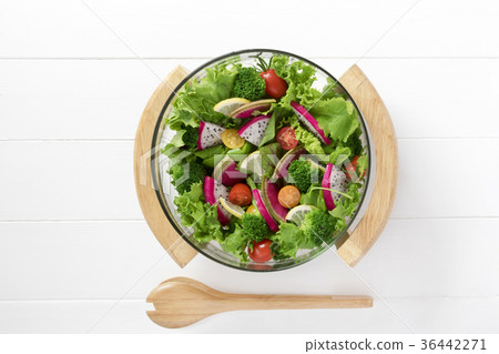 Colorful vegetable salad Colorful vegetable salad 36442271