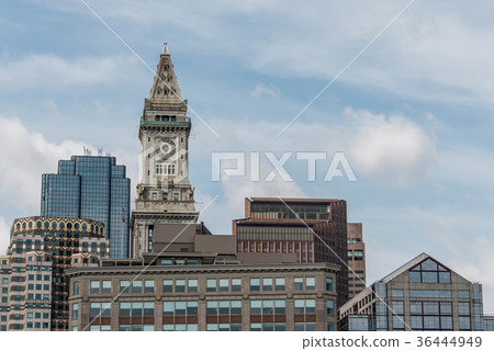 View of the historic Custom House skyscraper clock 36444949