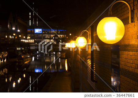 Birmingham canal night view 36447661