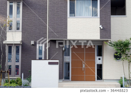 Entrance Entrance 36448823