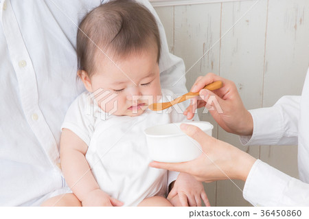 嬰兒食品和嬰兒 嬰兒食品和嬰兒 36450860
