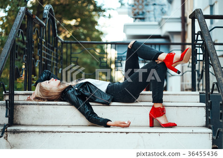 Young beautiful stylish girl posing Young beautiful stylish girl posing 36455436