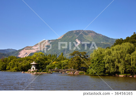 Mishima Pond and Ibukiyama Mishima Pond and Ibukiyama 36456165
