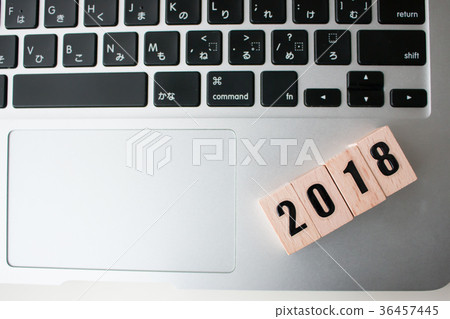 2018 2018 36457445