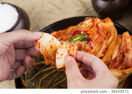 kimchi, which is a globally recognized healthful food 110 kimchi, which is a globally recognized healthful food 110 36459571