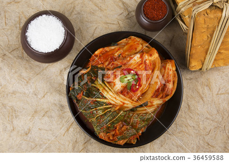 kimchi, which is a globally recognized healthful food 122 36459588