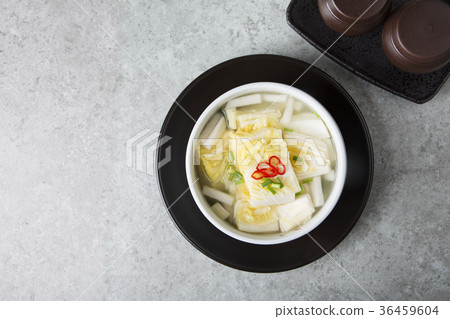 kimchi, which is a globally recognized healthful food 176 kimchi, which is a globally recognized healthful food 176 36459604