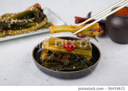 kimchi, which is a globally recognized healthful food 155 kimchi, which is a globally recognized healthful food 155 36459615