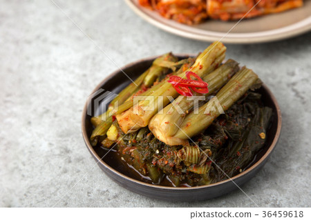 kimchi, which is a globally recognized healthful food 186 kimchi, which is a globally recognized healthful food 186 36459618
