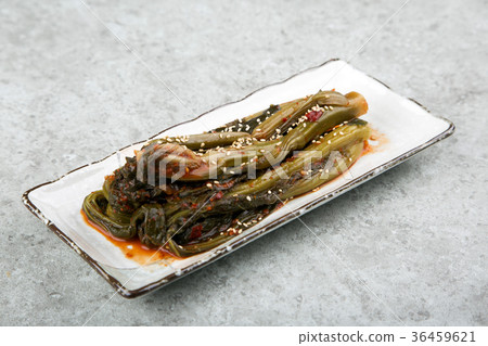 kimchi, which is a globally recognized healthful food 156 kimchi, which is a globally recognized healthful food 156 36459621