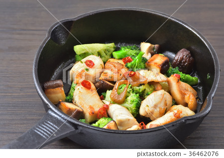 Ahijo of chicken 36462076
