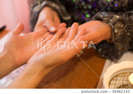 算命先生Palmist財富 算命先生Palmist財富 36462143