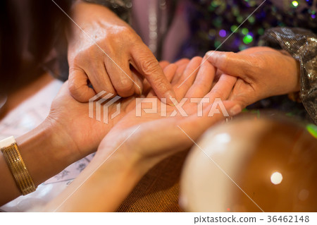 算命先生Palmist財富 算命先生Palmist財富 36462148