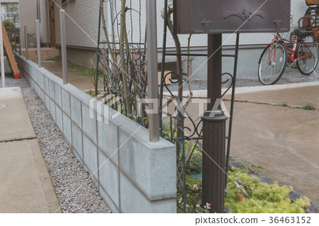concrete-block wall, constructing, boundary 36463152