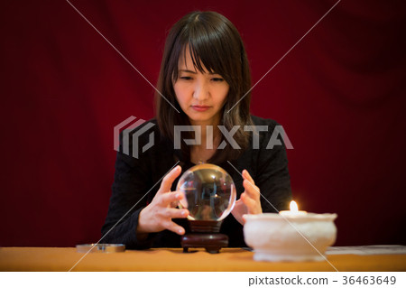 算命先生水晶財富告訴財富 36463649