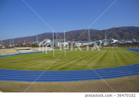 Hanazono Chuo Park多用途球類運動場開放空間運動場/大阪府東大阪 Hanazono Chuo Park多用途球類運動場開放空間運動場/大阪府東大阪 36470182