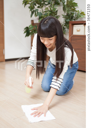 clean up  clean up  36471350