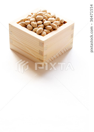Lucky beans, roasted soybeans Lucky beans, roasted soybeans 36471554