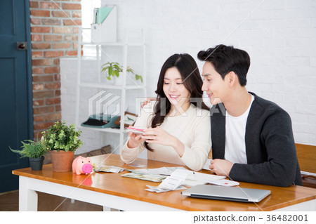 newly married couple 513 36482001