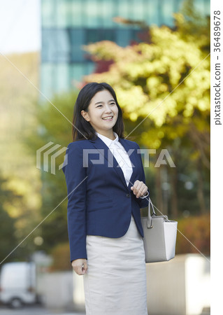 Business woman, Korean 36489678