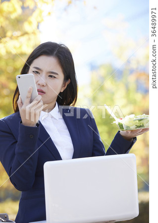 女商人,韓國人 女商人,韓國人 36489971